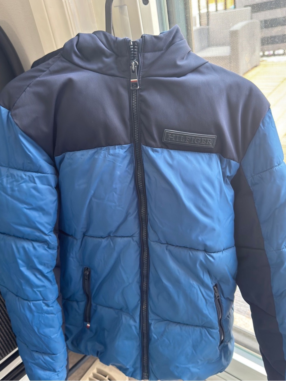 2 Tommy Hilfiger Youth Blue/Navy Puffer Jacket same size